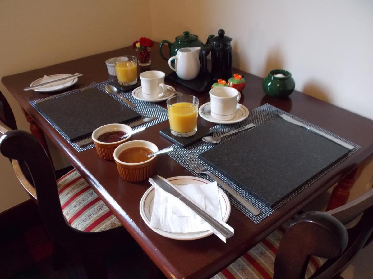 Serendipity Bed And Breakfast 달크레이차트 외부 사진